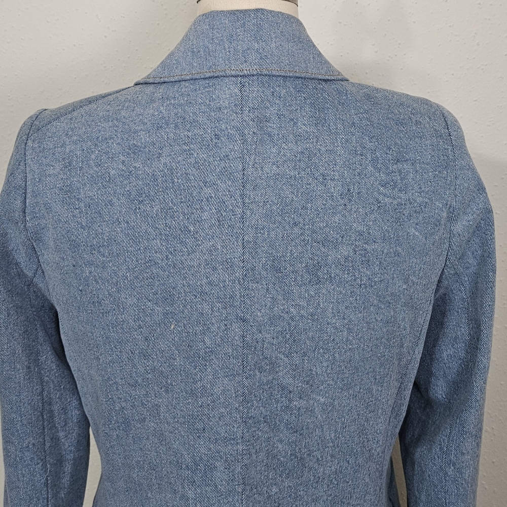 Veronica Beard Light Blue Denim Double-Breasted Blazer - Picture 9 of 15